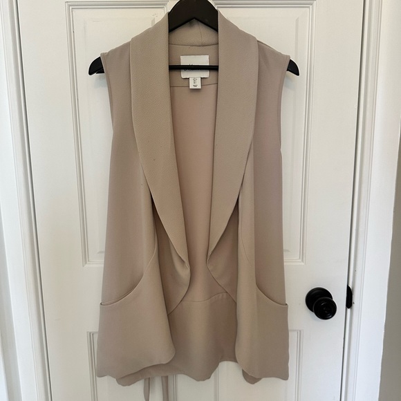 Mattesan long belted vest - Picture 2 of 5